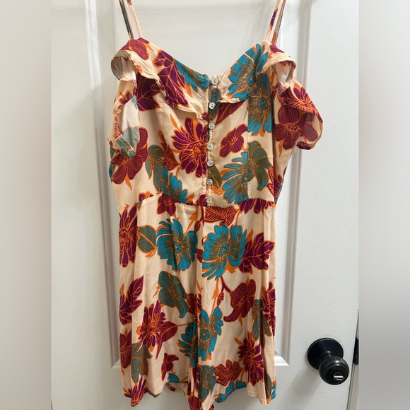Forever 21 Pants - Tan floral romper from Forever 21 Woman’s Size Medium